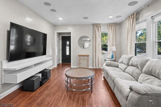 25 Randolph St, Lincoln Park Boro, NJ 07035