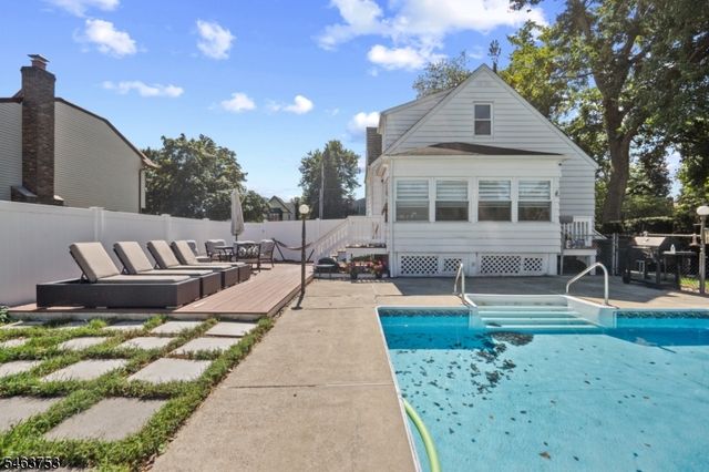 25 Randolph St, Lincoln Park Boro, NJ 07035
