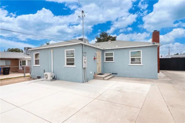 6925 Osbun, Highland, CA 92404
