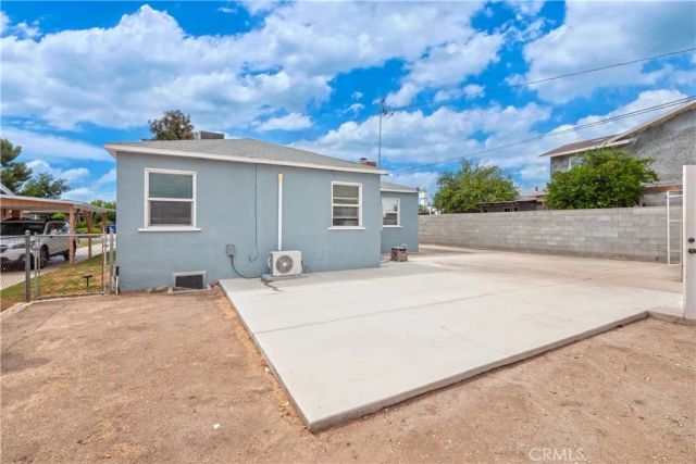 6925 Osbun, Highland, CA 92404