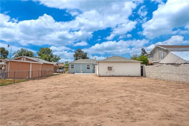 6925 Osbun, Highland, CA 92404