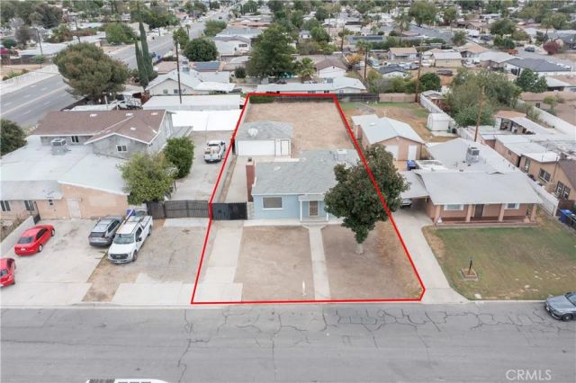 6925 Osbun, Highland, CA 92404