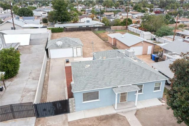 6925 Osbun, Highland, CA 92404