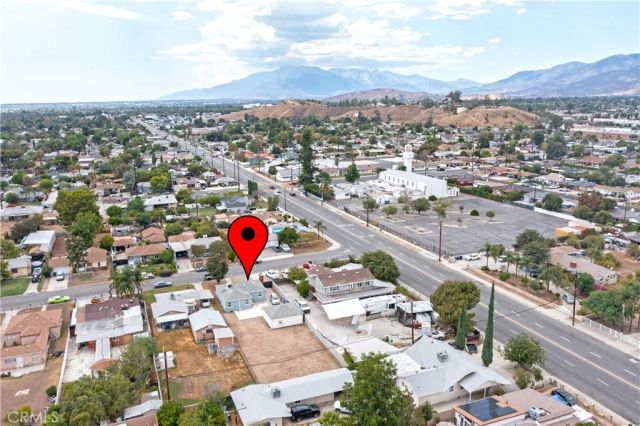 6925 Osbun, Highland, CA 92404