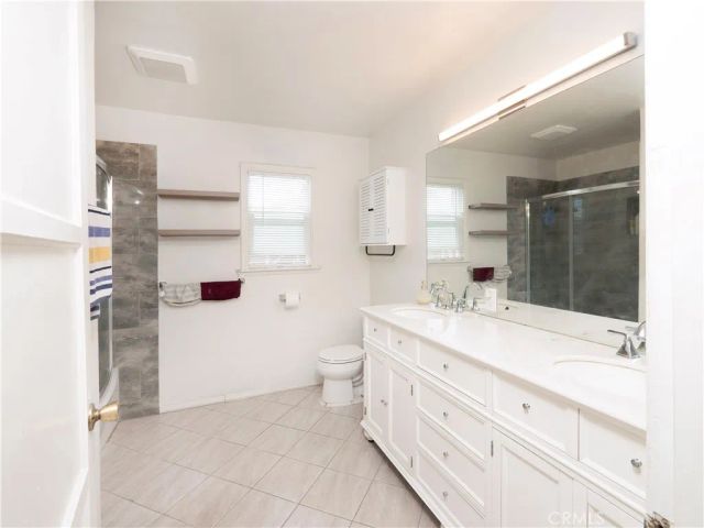 6925 Osbun, Highland, CA 92404