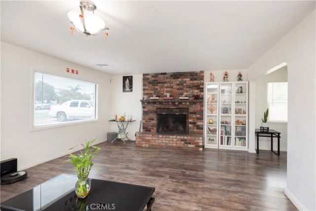 6925 Osbun, Highland, CA 92404