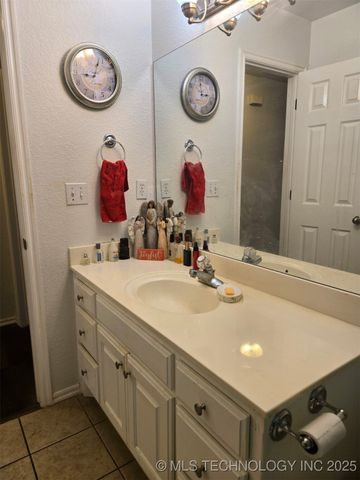 10003 N 103rd East Avenue, Owasso, OK 74055