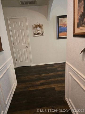 10003 N 103rd East Avenue, Owasso, OK 74055