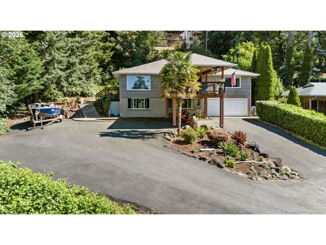 4024 Pacific Way, Longview, WA 98632