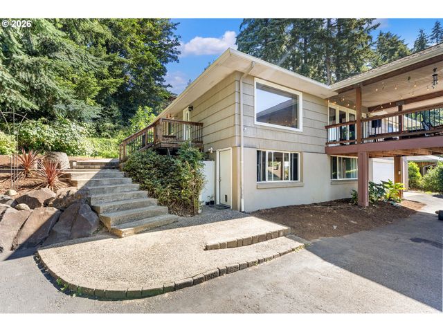 4024 Pacific Way, Longview, WA 98632