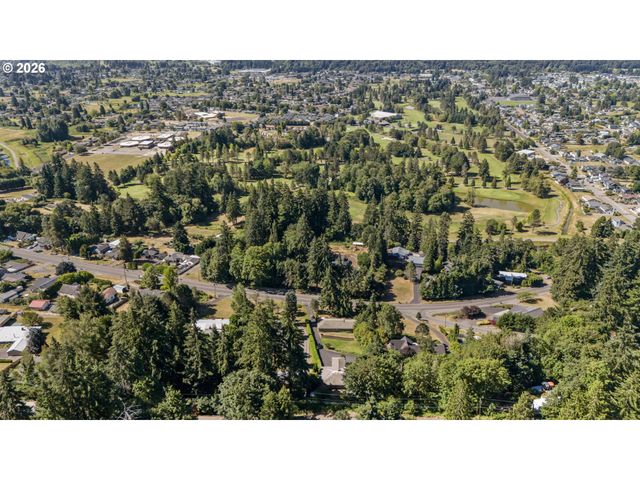 4024 Pacific Way, Longview, WA 98632