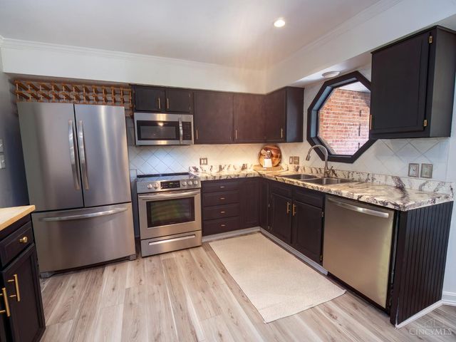 2 Hidden Hills Court, Fairfield, OH 45014