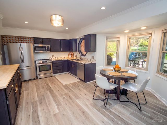 2 Hidden Hills Court, Fairfield, OH 45014