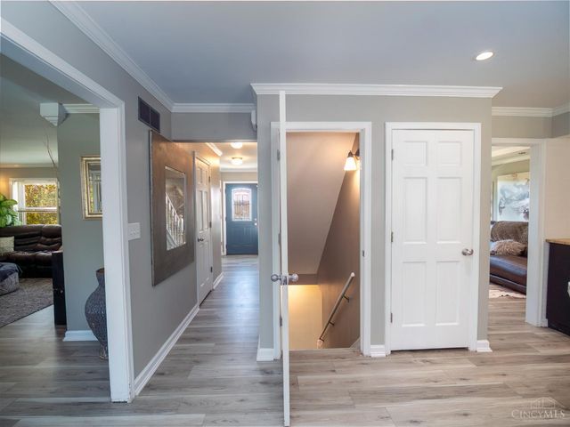 2 Hidden Hills Court, Fairfield, OH 45014