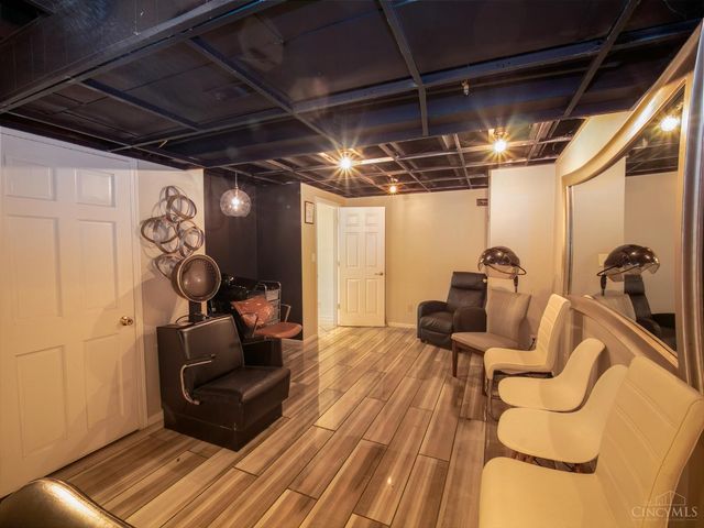 2 Hidden Hills Court, Fairfield, OH 45014