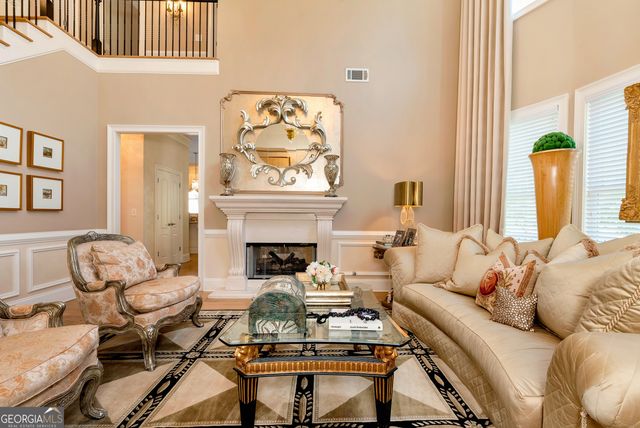 405 Forrest Lane, Gainesville, GA 30501