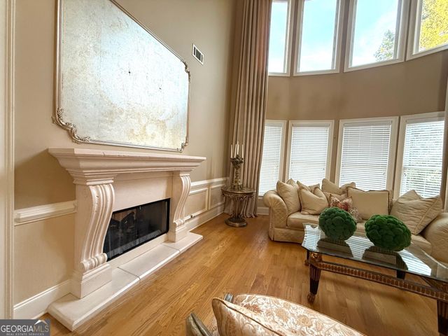 405 Forrest Lane, Gainesville, GA 30501