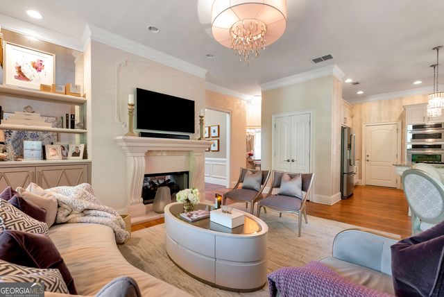 405 Forrest Lane, Gainesville, GA 30501