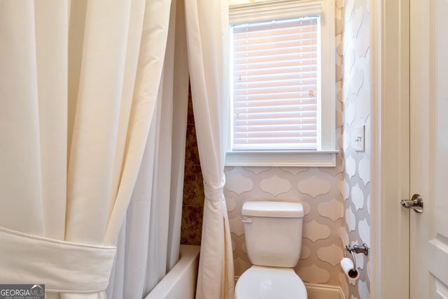 405 Forrest Lane, Gainesville, GA 30501