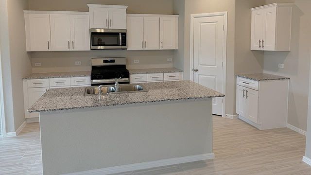 9409 MOUNTAIN PASS Drive, Fort Worth, TX 76108