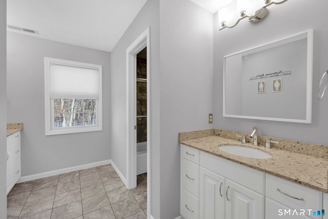 136 Gilbert Lane, South Windsor, CT 06074