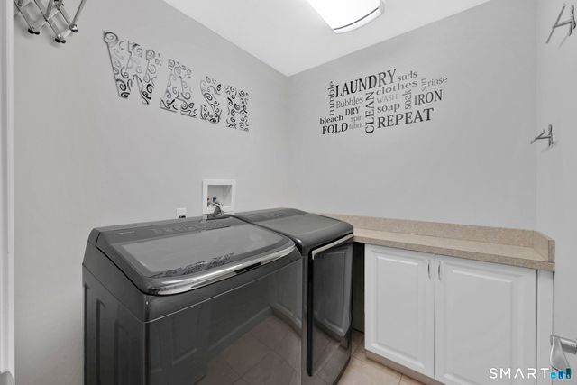 136 Gilbert Lane, South Windsor, CT 06074