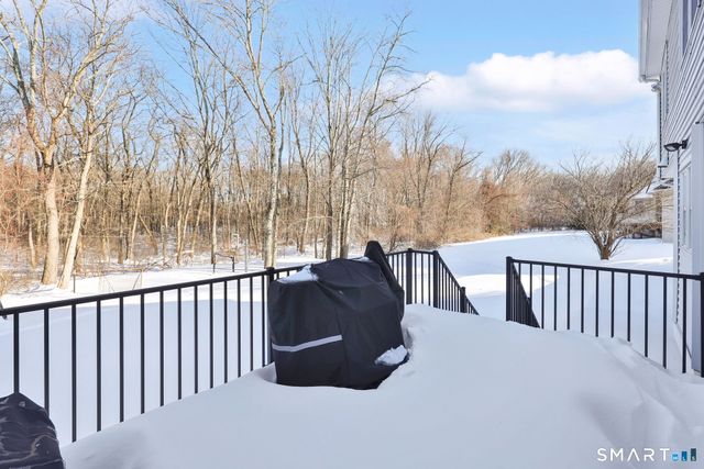 136 Gilbert Lane, South Windsor, CT 06074