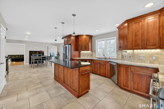 136 Gilbert Lane, South Windsor, CT 06074