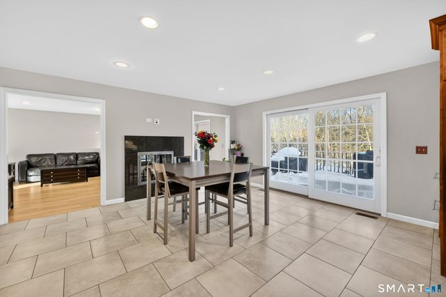 136 Gilbert Lane, South Windsor, CT 06074