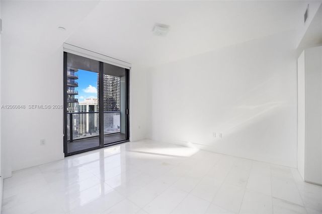 1010 Brickell Ave 2708, Miami, FL 33131
