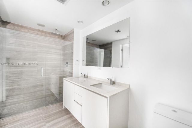 1010 Brickell Ave 2708, Miami, FL 33131