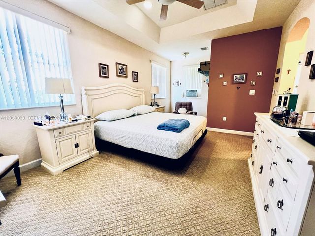 2499 SE 14th Street, Homestead, FL 33035