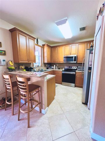 2499 SE 14th Street, Homestead, FL 33035