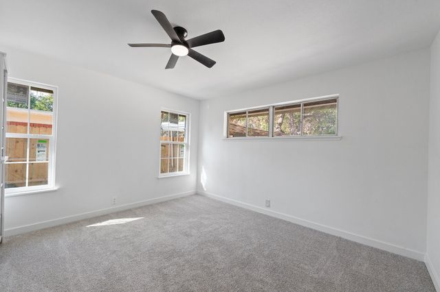 909 15th Street, Grand Prairie, TX 75050
