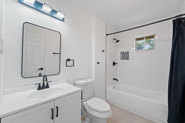 909 15th Street, Grand Prairie, TX 75050