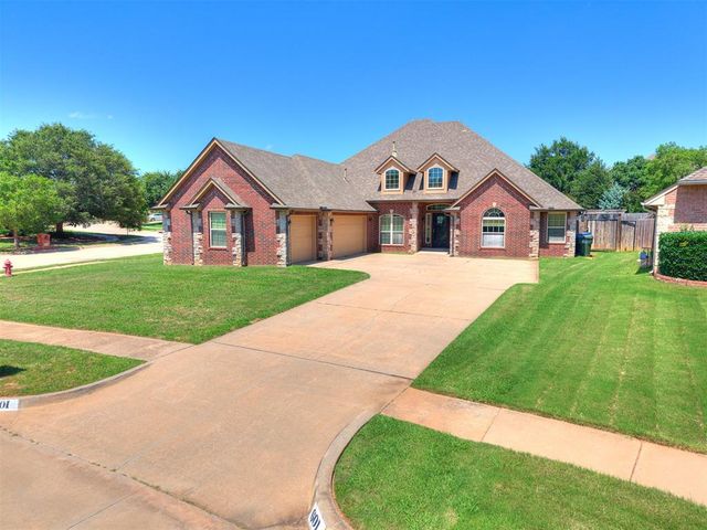 601 Summit Bend, Norman, OK 73071