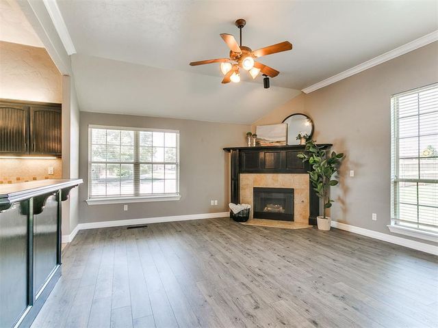 601 Summit Bend, Norman, OK 73071