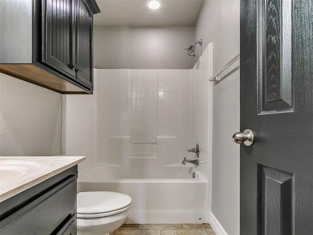 601 Summit Bend, Norman, OK 73071