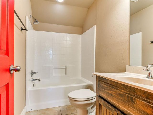 601 Summit Bend, Norman, OK 73071