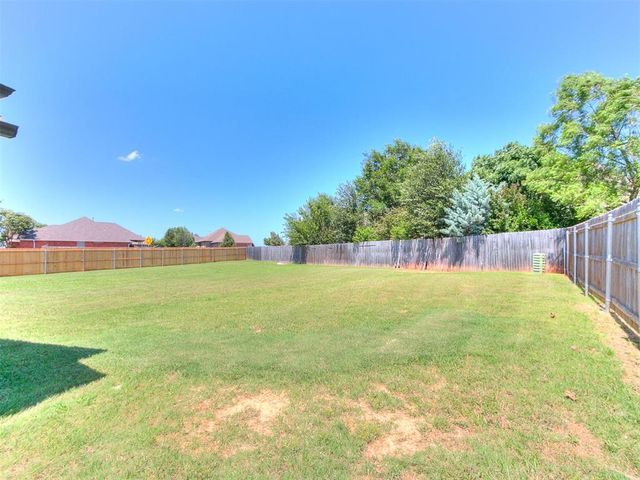 601 Summit Bend, Norman, OK 73071