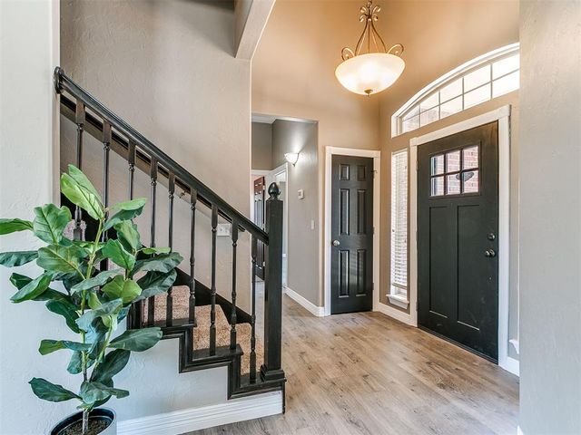 601 Summit Bend, Norman, OK 73071