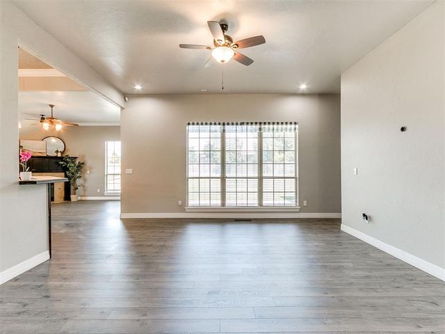 601 Summit Bend, Norman, OK 73071