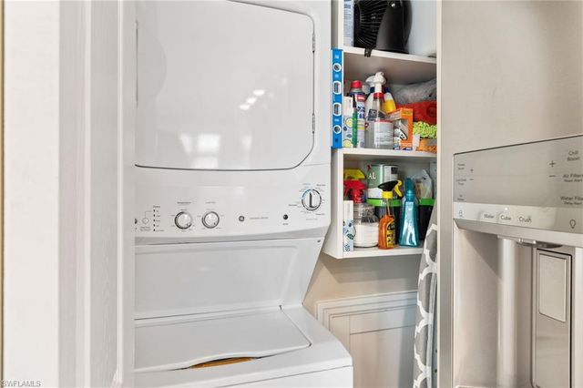 980 7th AVE S 108, Naples, FL 34102