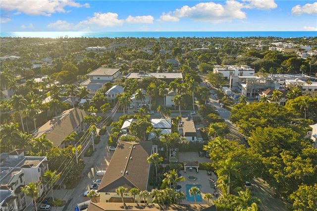 980 7th AVE S 108, Naples, FL 34102