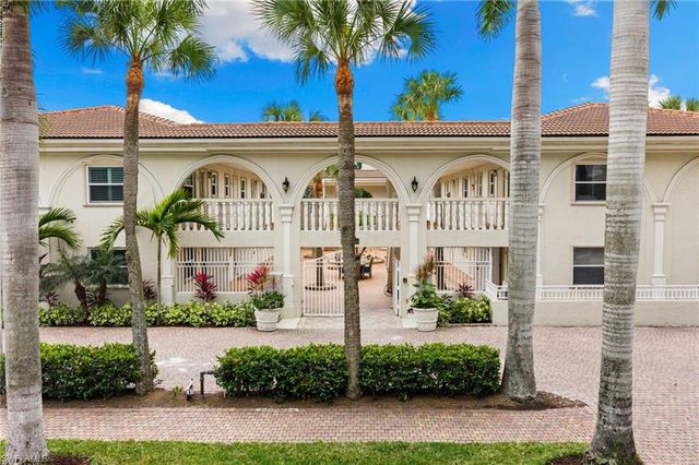 980 7th AVE S 108, Naples, FL 34102