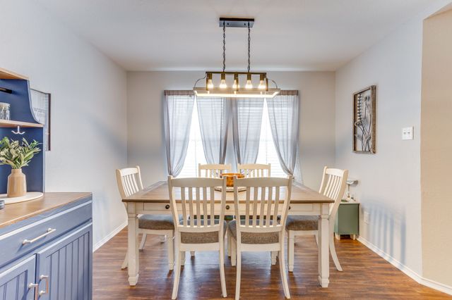 1020 Thistle Meade Circle, Burleson, TX 76028
