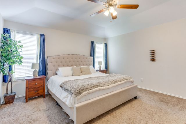 1020 Thistle Meade Circle, Burleson, TX 76028