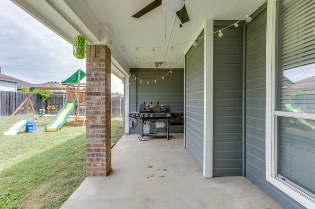 1020 Thistle Meade Circle, Burleson, TX 76028