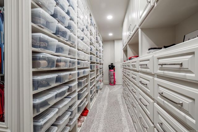 12 Darro Way, Hot Springs Village, AR 71909