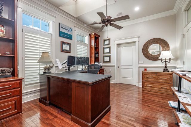 12 Darro Way, Hot Springs Village, AR 71909